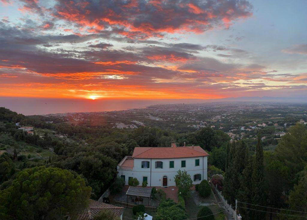 Villa Gemma Livorno Bagian luar foto