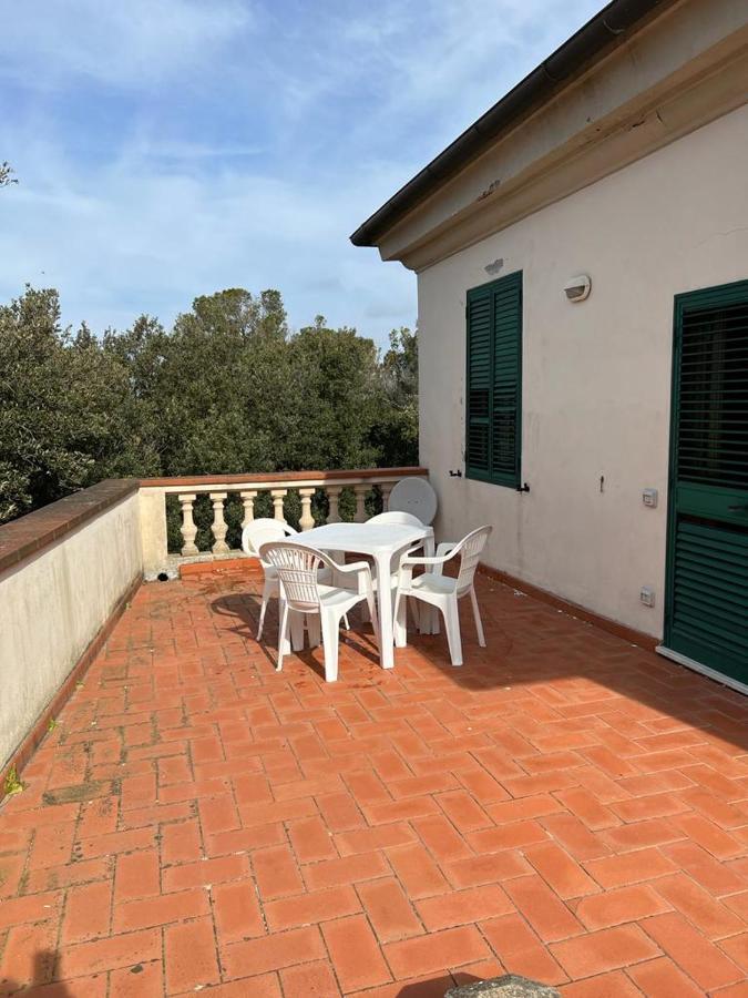 Villa Gemma Livorno Bagian luar foto